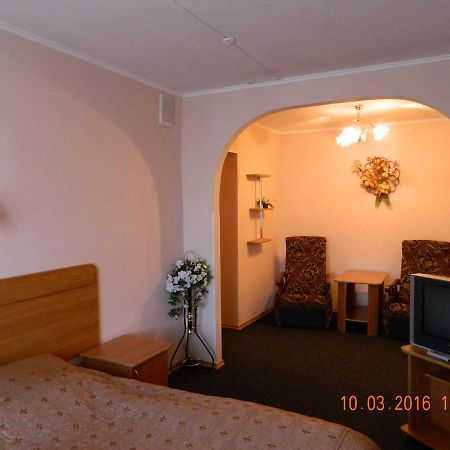 Hotel Druzhba Oleksandriia Bagian luar foto