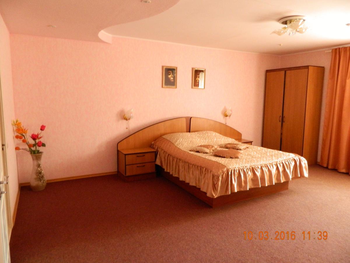 Hotel Druzhba Oleksandriia Bagian luar foto