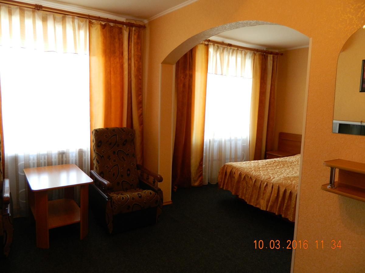 Hotel Druzhba Oleksandriia Bagian luar foto